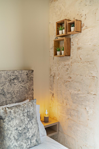 Others 4, Mitos-Suites, Crete
