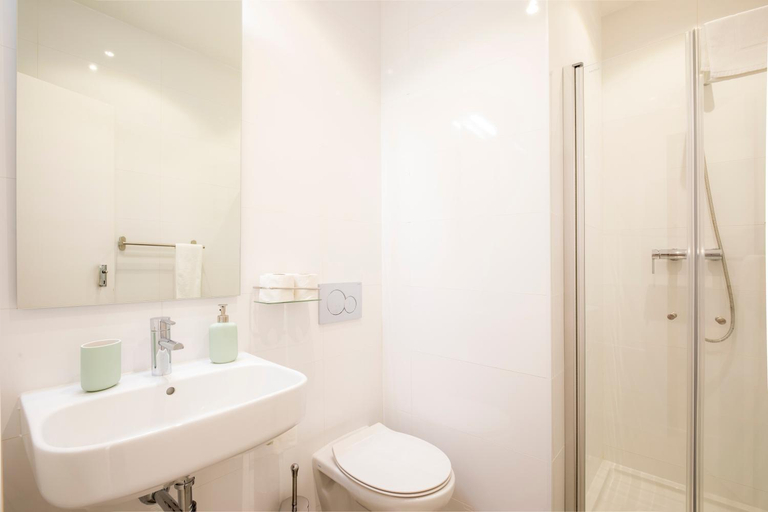 Others 4, Alto Mar Inn, Lagos