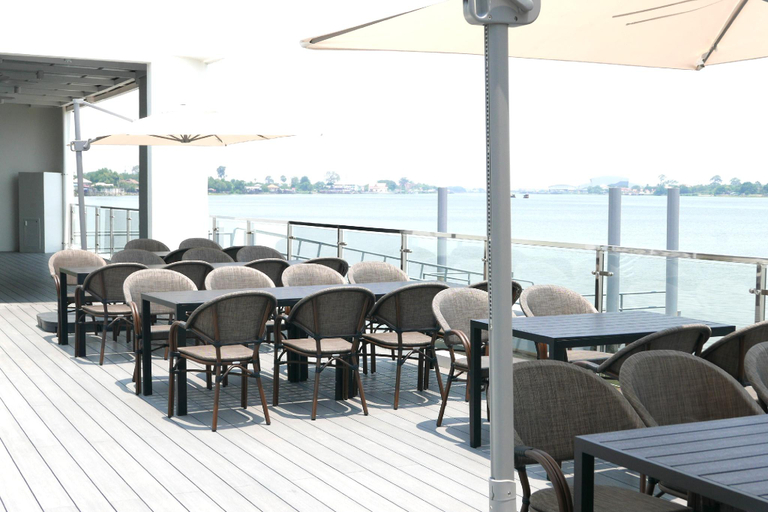 Food & Drinks 5, River View Pathum Hotel and Residence, Sam Khok