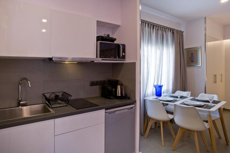 Others 5, SYNATHENS APARTMENTS & STUDIOS, Attica