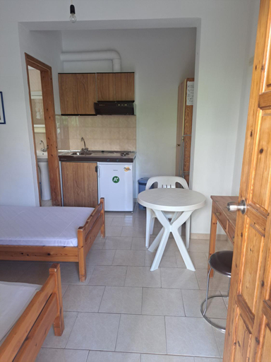 Others 5, LITHI, Crete