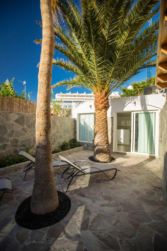 Villa Jandia Modern new studio Morro Jable Private Cosy Garden and Parking, Las Palmas