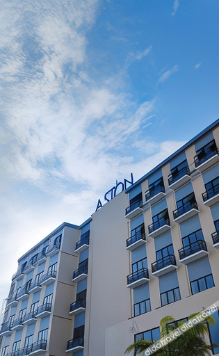 Exterior & Views 2, Aston Palu Hotel & Conference Center, Palu