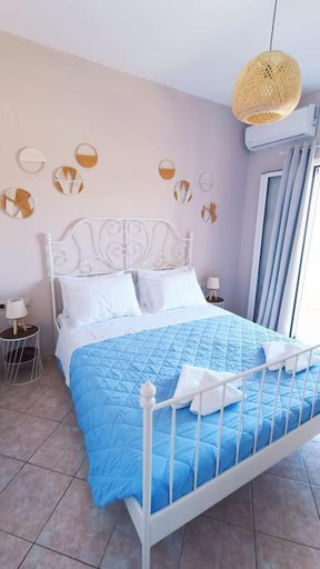 Bedroom 2, Verano Palmas Apartment_near the sea-free parking, Crete