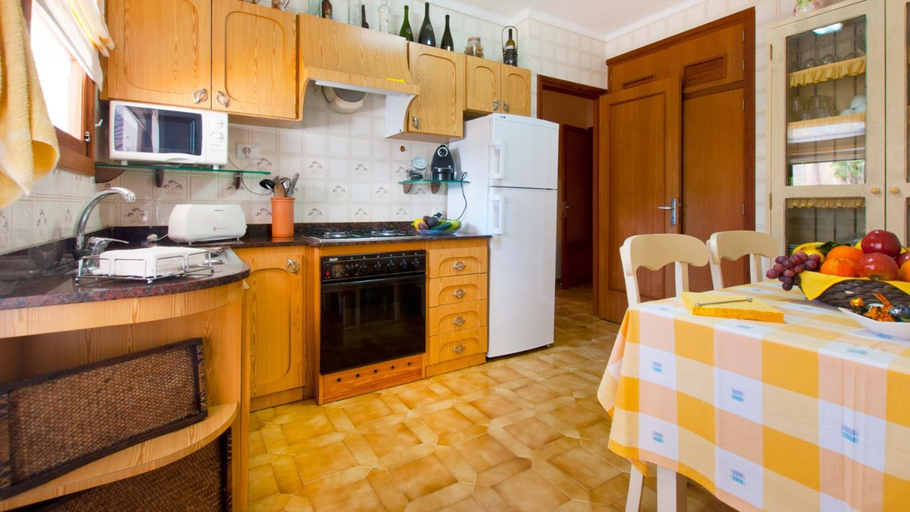 Kitchen 1, C050 Cora by Mallorca Villa Selection, Baleares