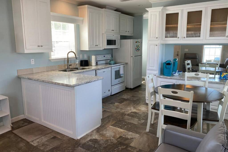 Others 4, Cozy Tiny Home Near Disney World & Orlando Parks!, Osceola