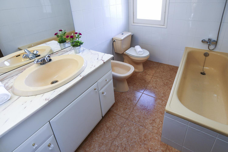 Bathroom 4, Villa Serena Only families Planet Costa Dorada, Tarragona