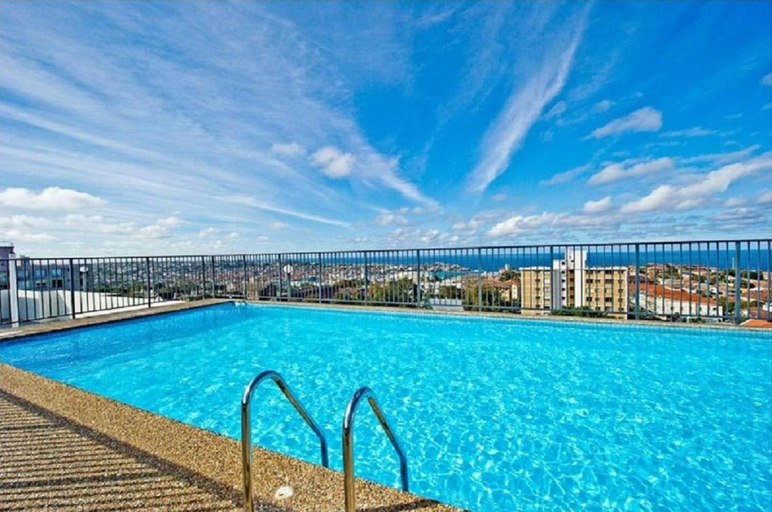 HolidayRento Bondi Beach Ocean View Rooftop Pool, Waverley