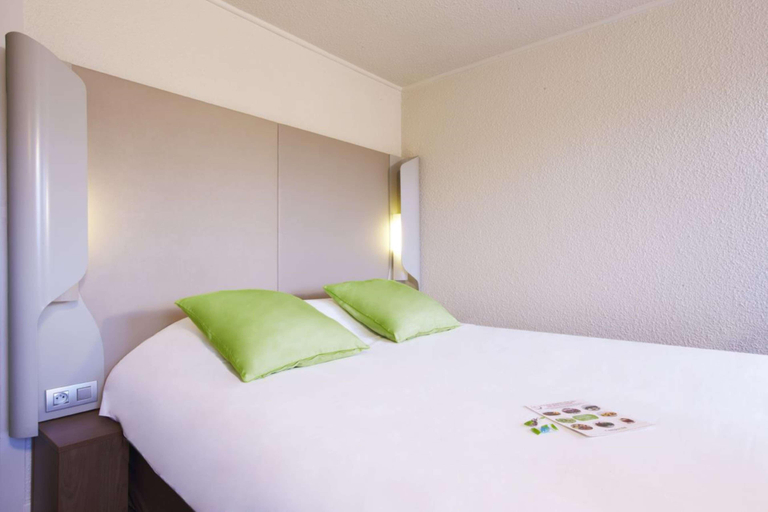 Bedroom 3, Campanile Troyes Sud Bucheres, Aube