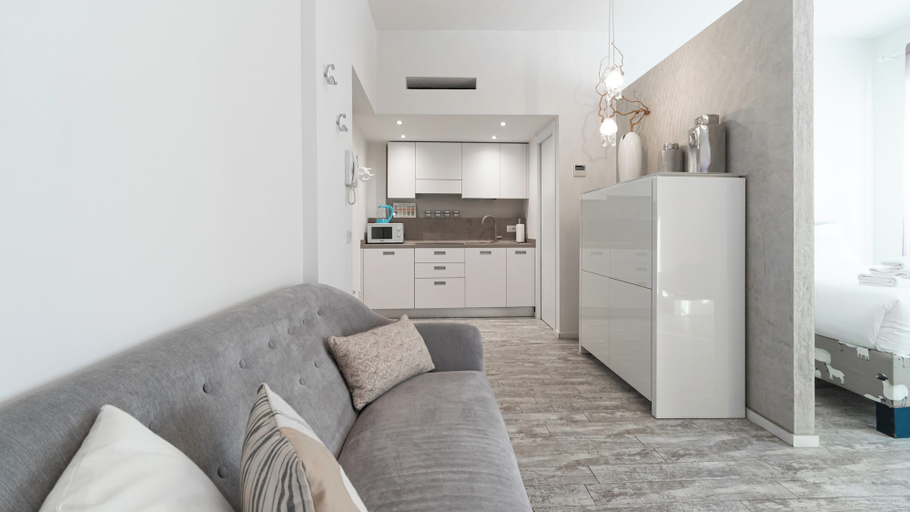 Others 4, Italianway Comfort - Giovio 15, Milano