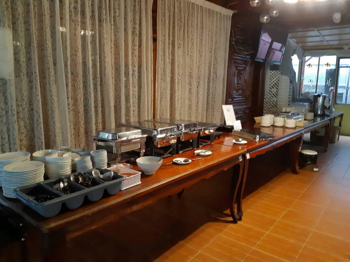 Food & Drinks 2, Montri Resort Donmueang Bangkok, Don Muang