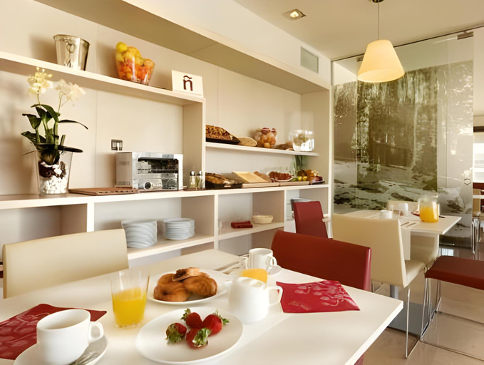 Food & Drinks 4, Bed4U Tudela, Navarra