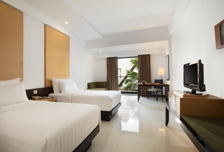 Hotel Santika Premiere Malang - Tap to explore photos
