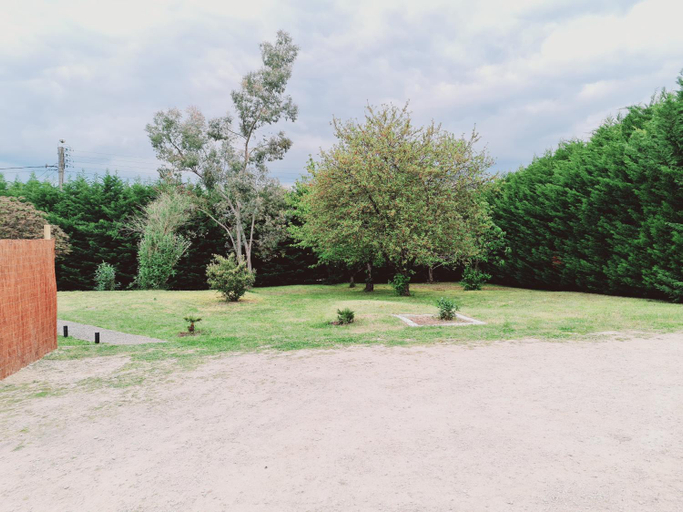 Others 5, Home Gayatri, Loir-et-Cher
