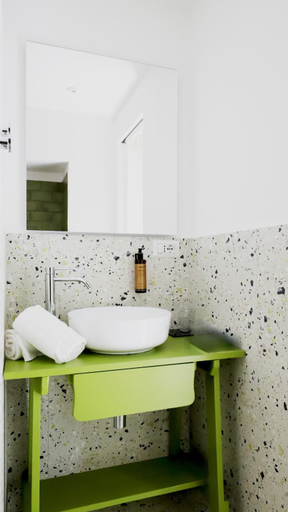 Bathroom 2, La casa di Benedetta, Bari