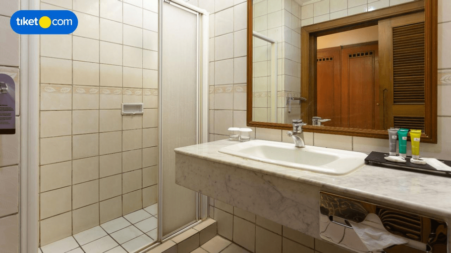 Grand Hotel Preanger - Bathroom