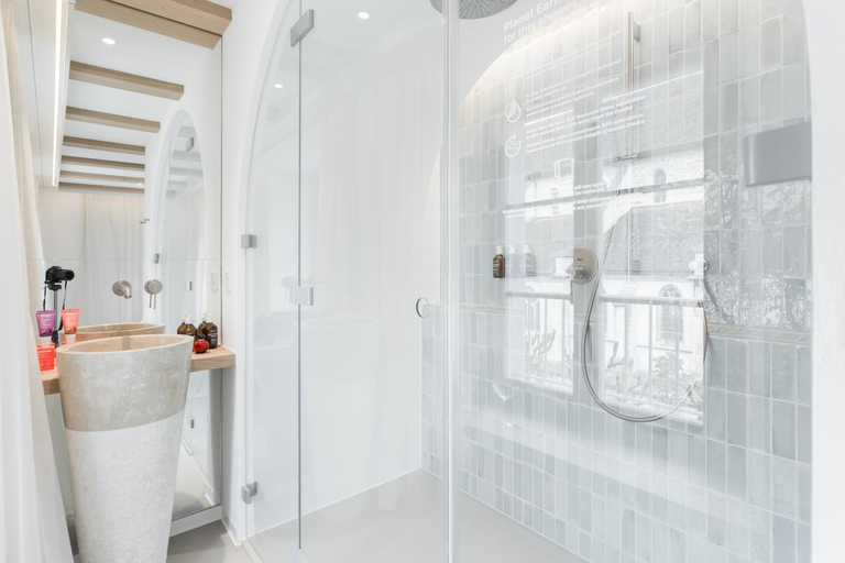 Bathroom 4