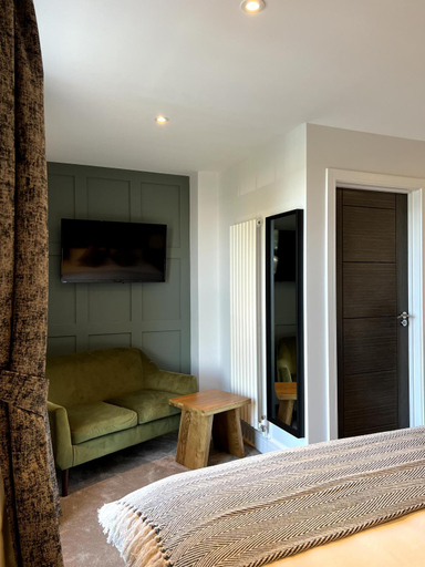 Bedroom 2, The Three Pickerels, Cambridgeshire