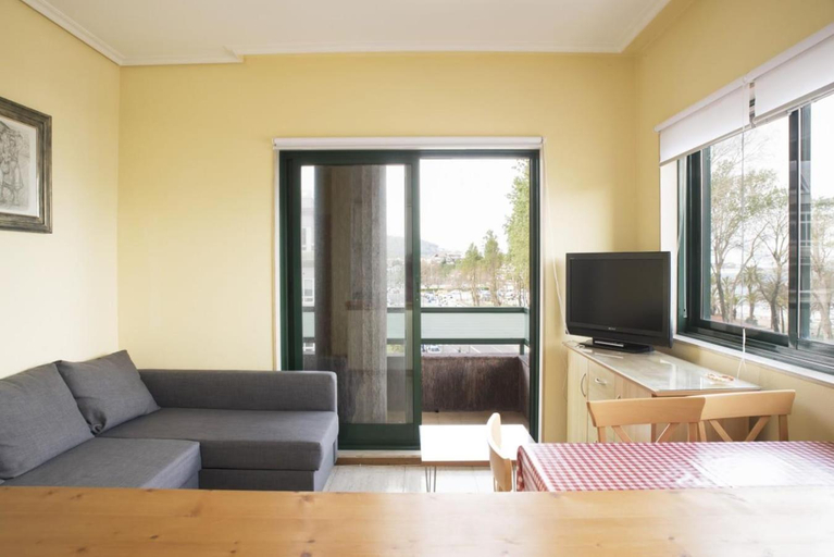 Facilities 5, Apartamento Samil Primera Linea de Playa 2H, Pontevedra