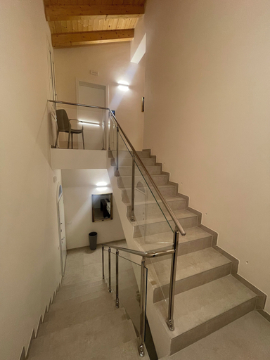 Others 5, Villa Eliseo, Modena