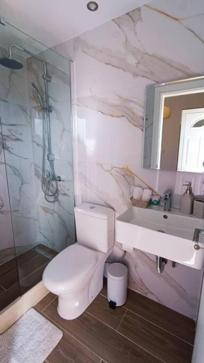 Bathroom 3, Verano Palmas Apartment_near the sea-free parking, Crete