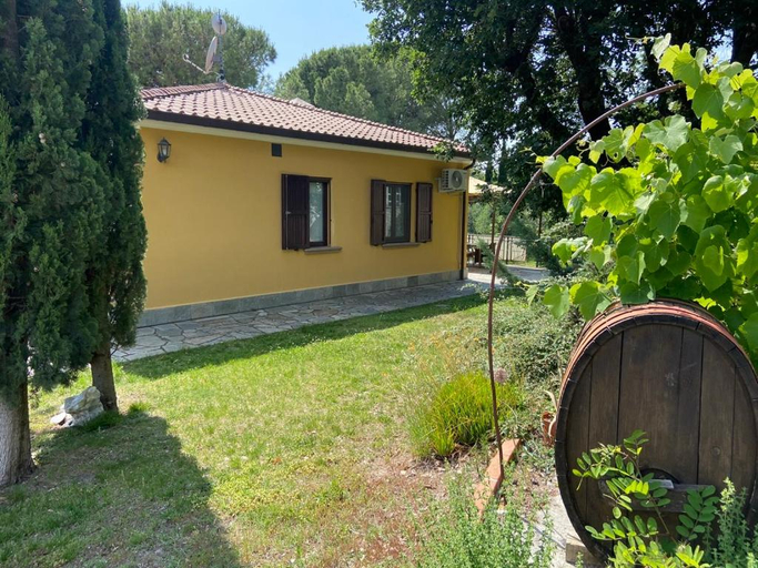 Others 4, Villa Antonella, Pisa