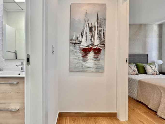 Bedroom 2, La Masion de Tout Seasonal Rental, Alicante