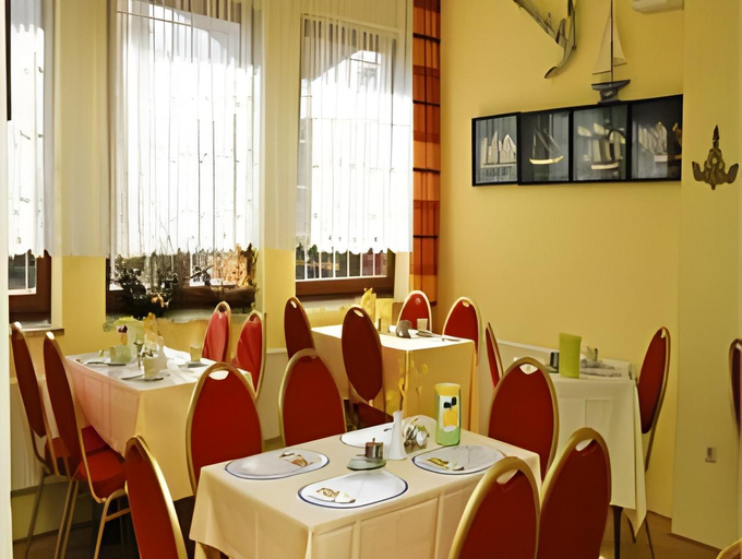 Food & Drinks 4, Hotel Busch in Wilster, Steinburg
