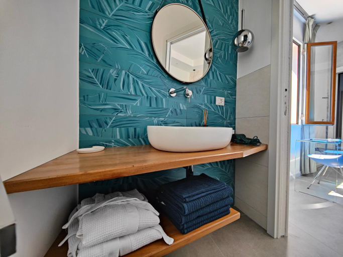 Others 3, Capricci di Vento - Design Guest House, Olbia-Tempio