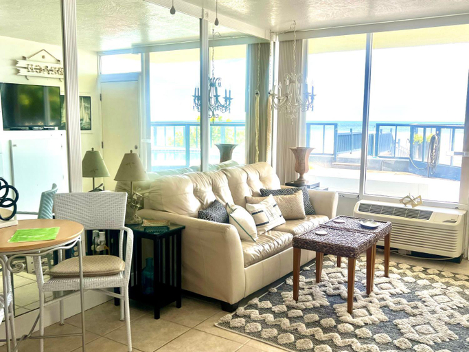Others 5, Ocean Breeze - Ocean Front at Symphony Beach Club!, Volusia
