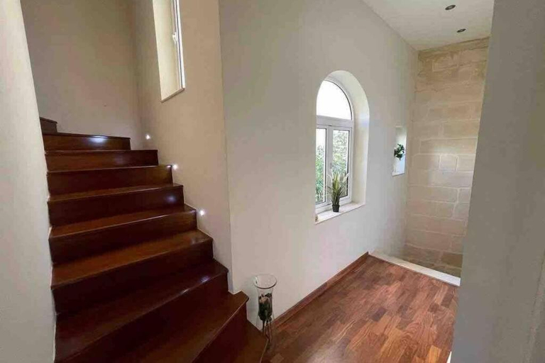 Others 5, ! Amazing house in Sliema next to the beach !