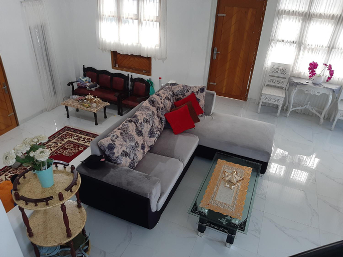 Others 5, Alaina Villa, Pagar Alam