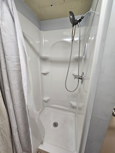 Bathroom 2, Caboose Inn, Clearfield