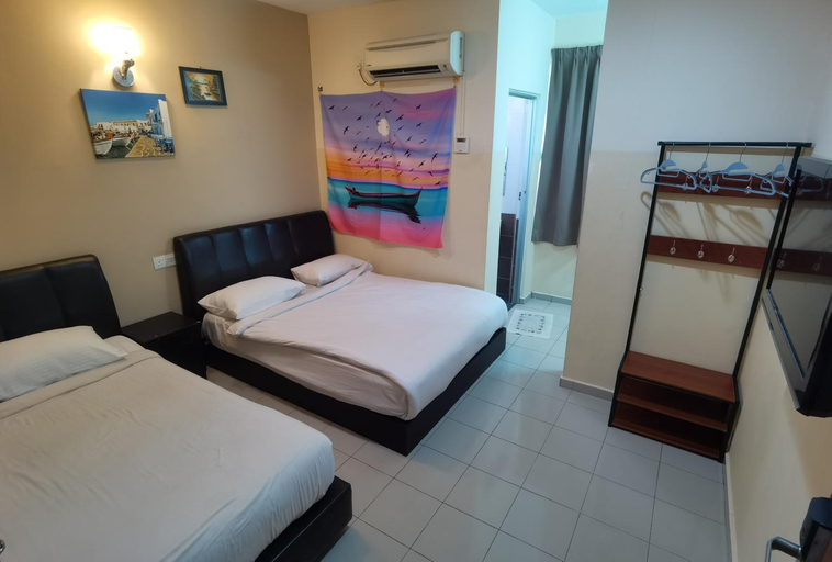 Others 4, NGS Hotel, Kuantan
