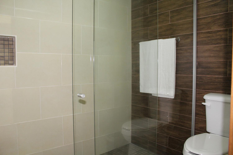 Bathroom 3, Hotel Casa Peregrina, Tapalpa