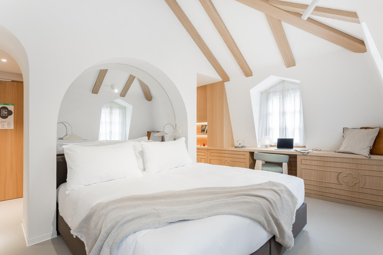 Bedroom 2, Hotel De la cigogne, Porrentruy