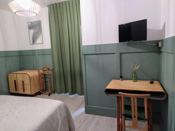 Others 5, Albergo Mango, Potenza