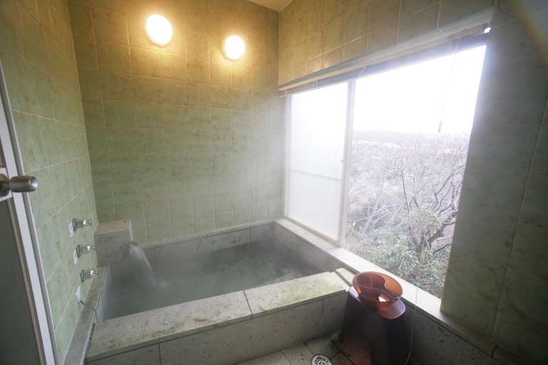 Bedroom 3, iHouse Ataminchi - panoramic view of Atami City , Atami