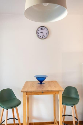 Others 5, VILLA KAPETANAKIS, Gard