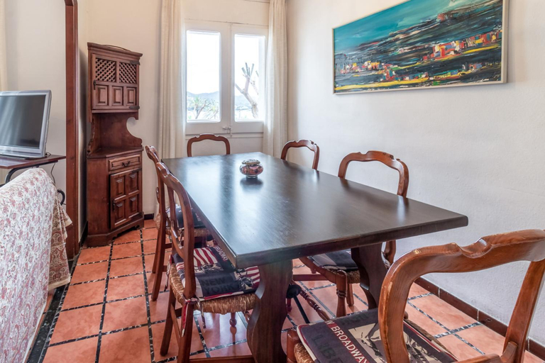Others 5, Port Llanca 31 - apartamento con vistas al mar, Girona