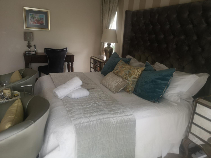 Others 5, Bristow Luxury Suites With Back Up Power and Free Wi-Fi, City of Johannesburg