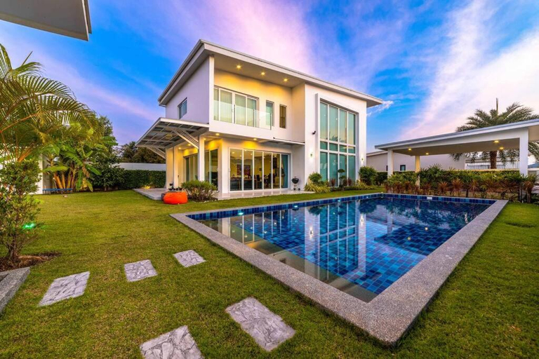 Swimming Pool 4