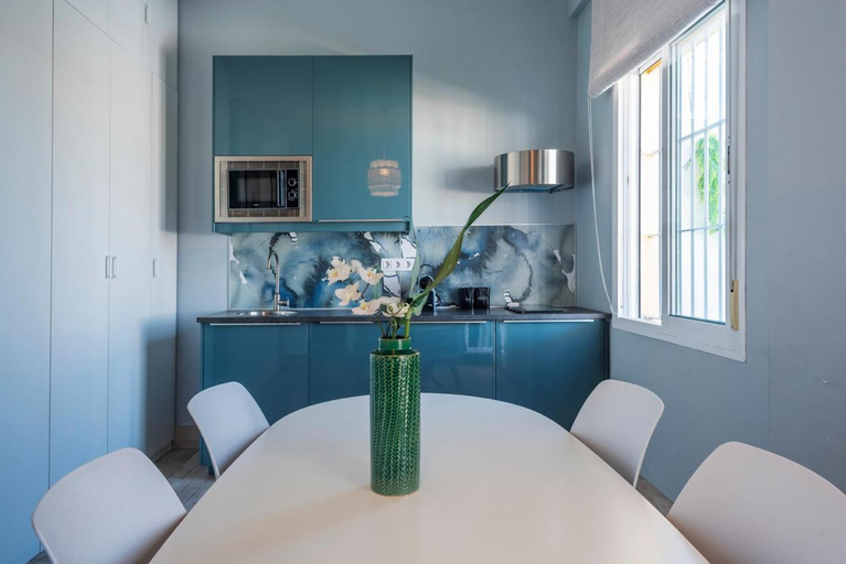 Others 5, Trendy Penthouse by the Bullring, Sevilla