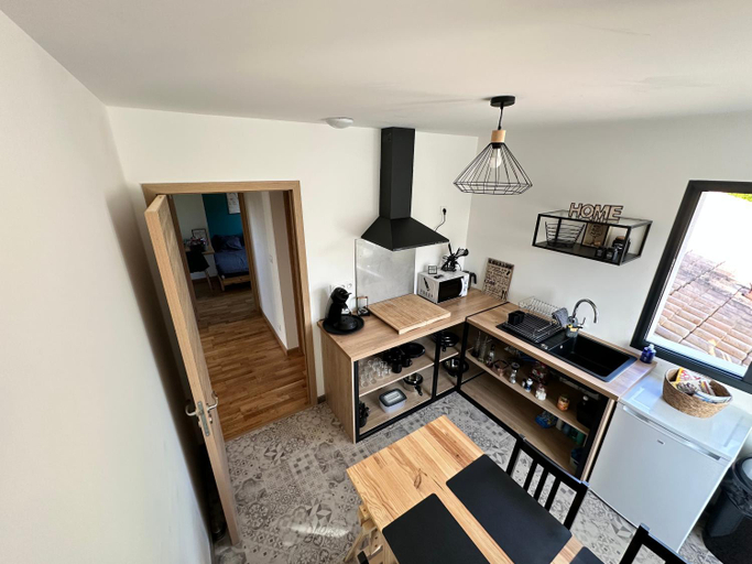 5, Chambre privee au calme - Proche gare - Parking gratuit, Charente
