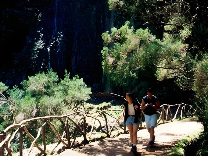 Others 2, AL Moniz, Machico