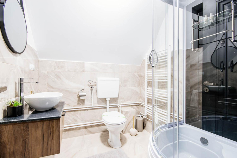 Bathroom 2, Roua Bucovinei, Sadova