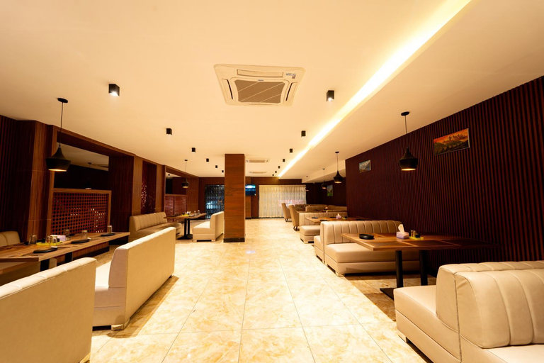 Food & Drinks, HOTEL VRINDAVAN, Narayani