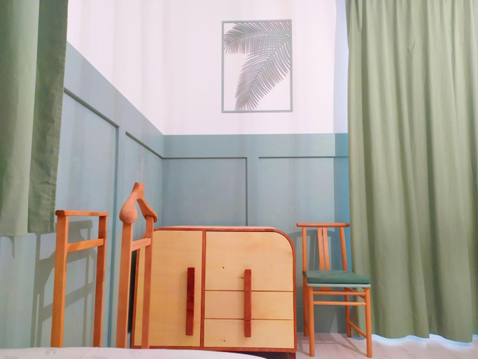 Others 3, Albergo Mango, Potenza