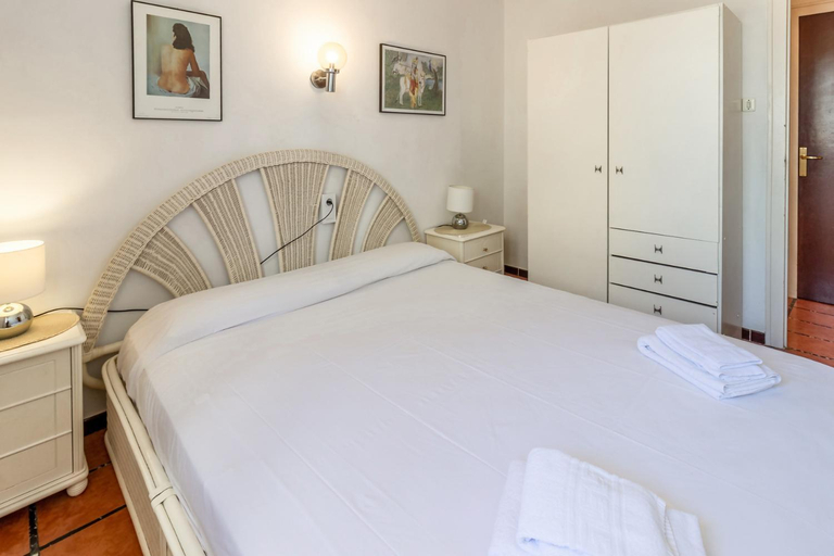 Others 4, Port Llanca 31 - apartamento con vistas al mar, Girona