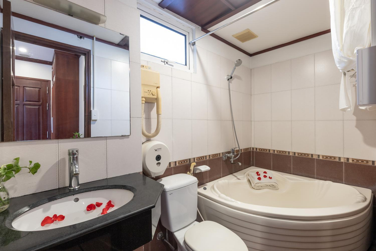 Bathroom 3, T - Apartment, Hai Bà Trưng